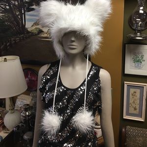 Fur hat